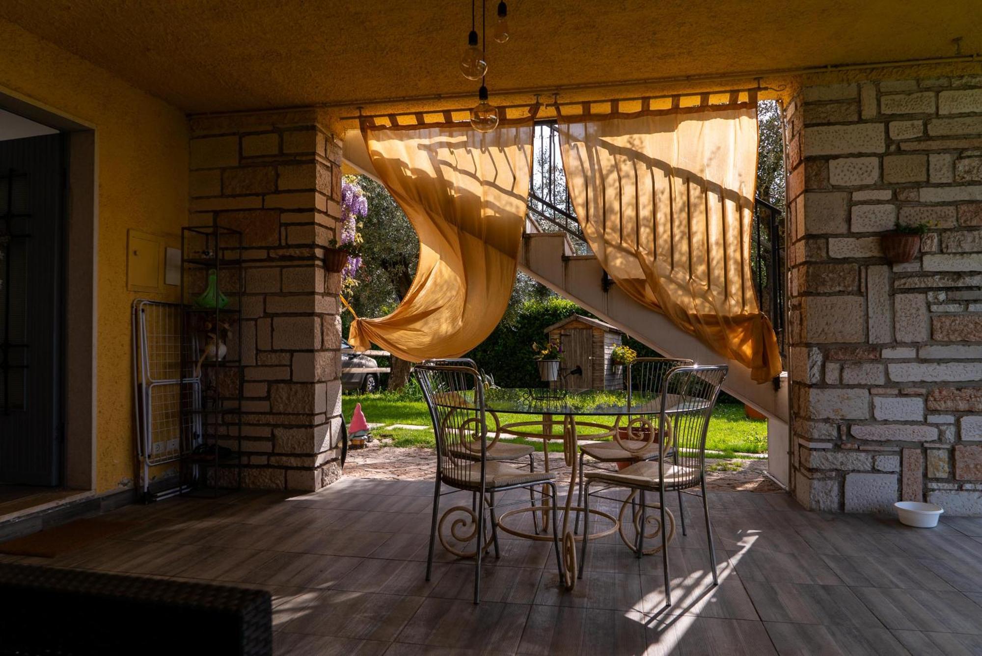 Villa La Magnolia - Private Beach Access, Garden, Views Lazise Exterior foto
