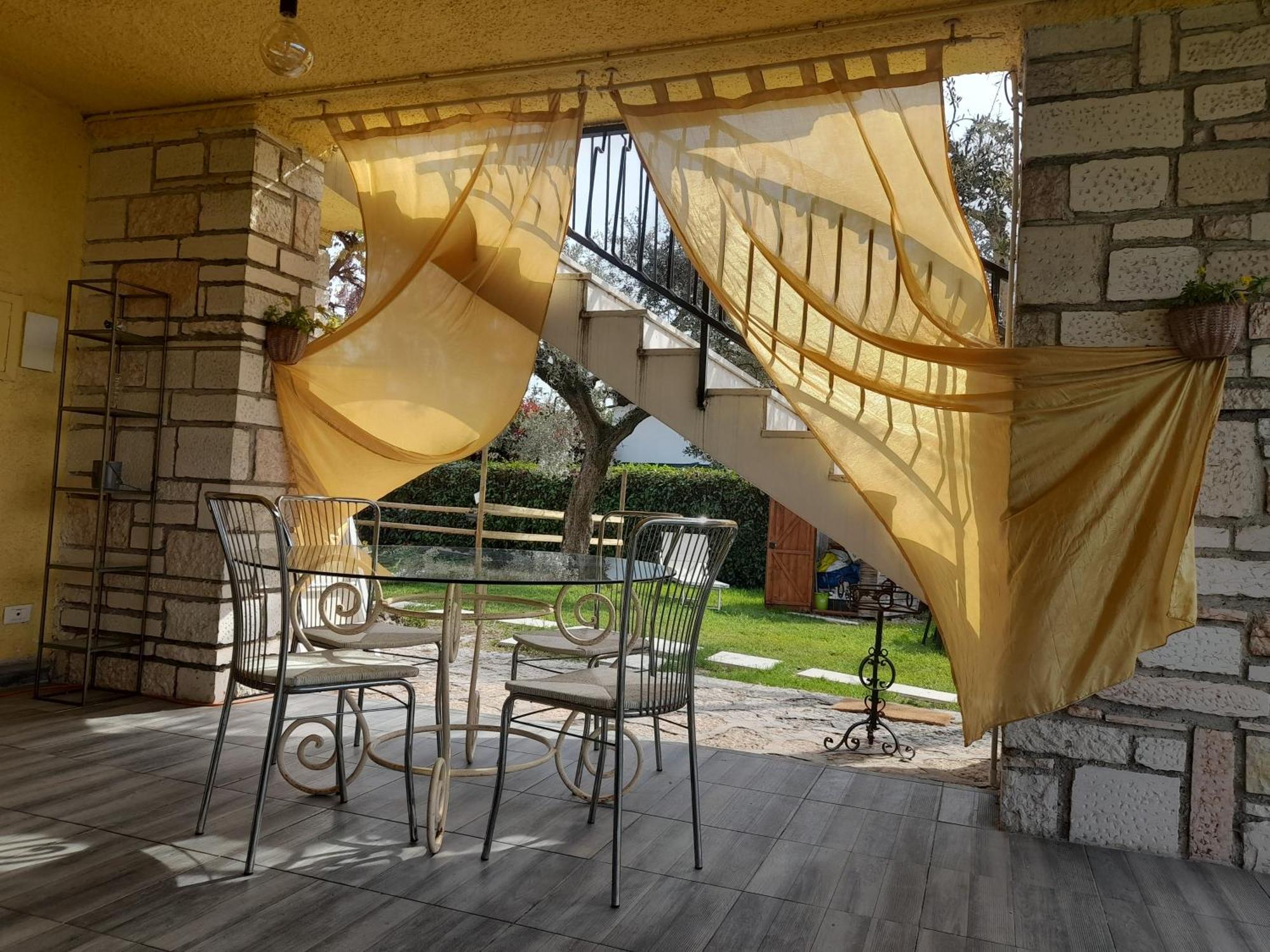 Villa La Magnolia - Private Beach Access, Garden, Views Lazise Quarto foto