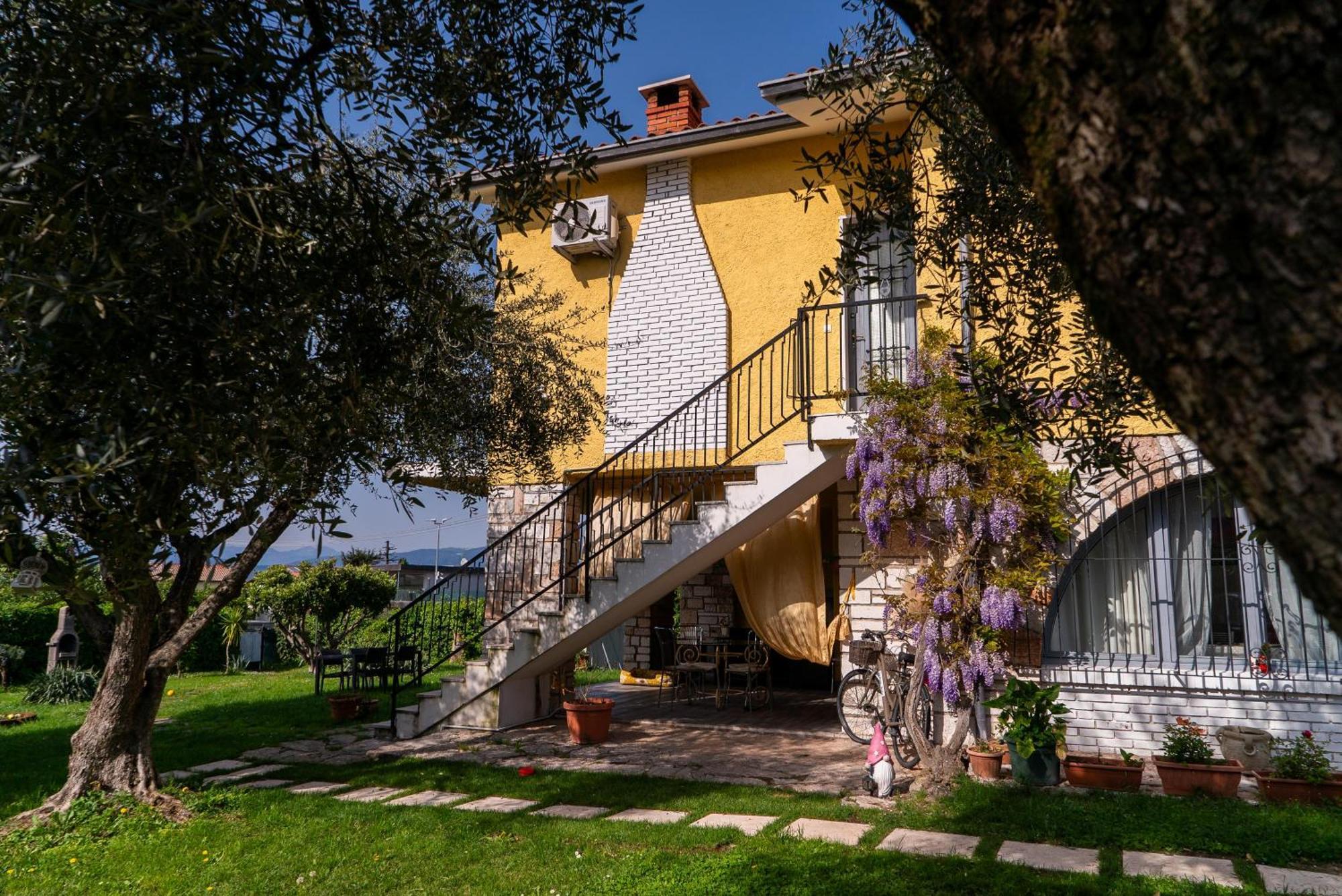 Villa La Magnolia - Private Beach Access, Garden, Views Lazise Exterior foto